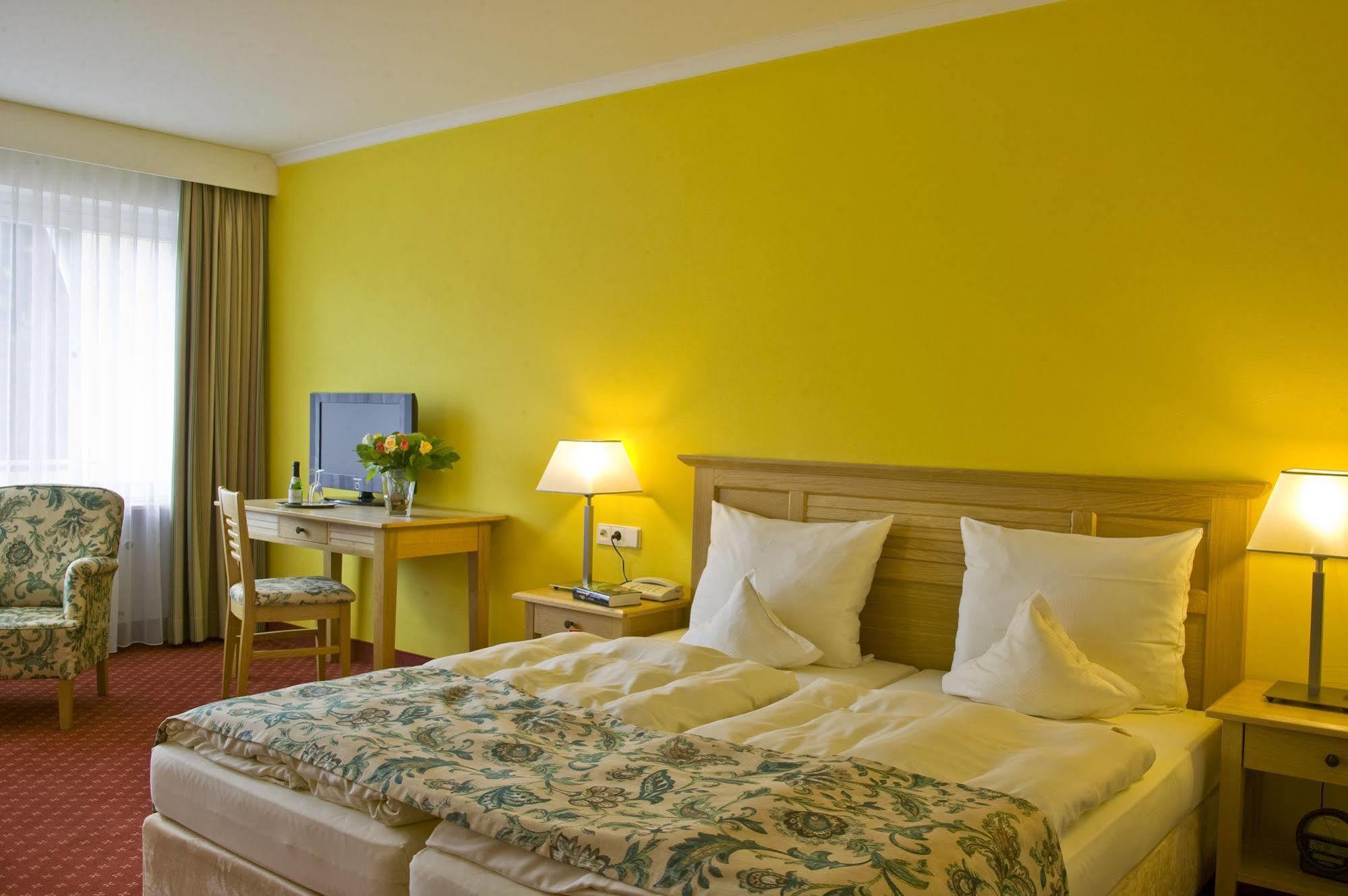 Terra Nova Hotel Baiersbronn Exterior photo