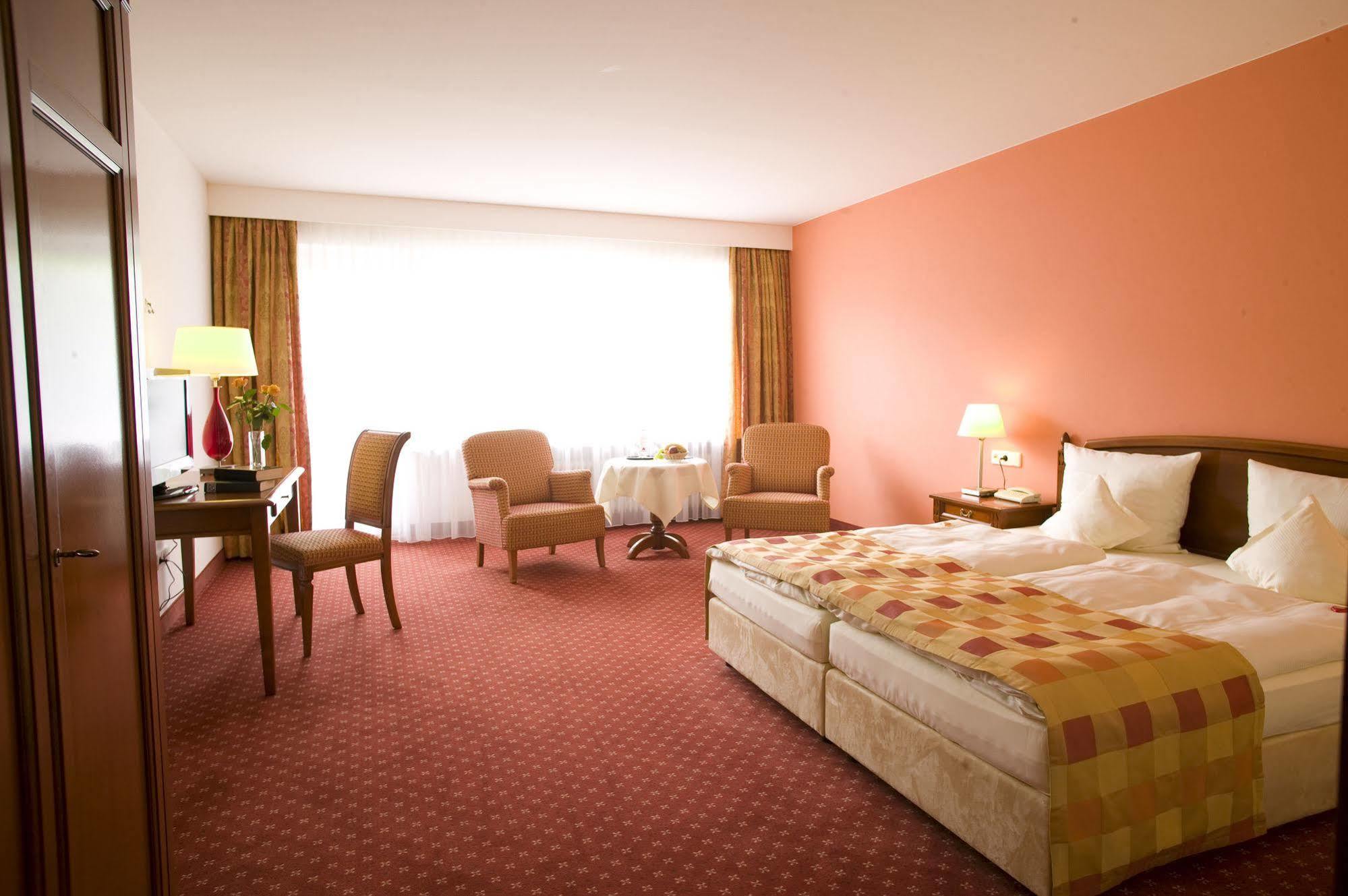 Terra Nova Hotel Baiersbronn Exterior photo